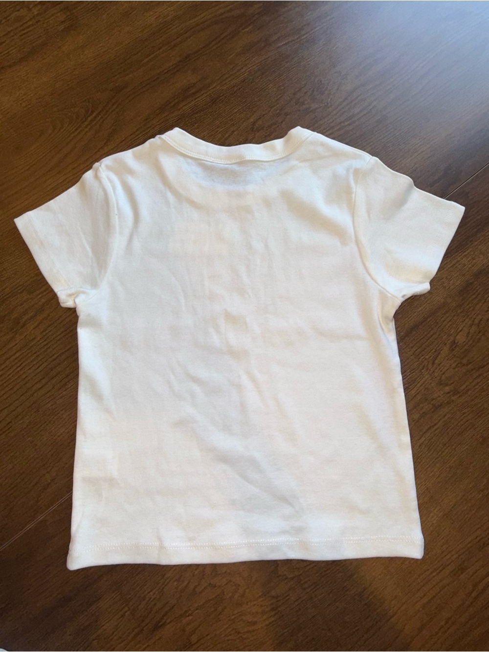 Windsor White Tee with Pink 'MAIN CHARACTER' Text - Picture 5 of 8